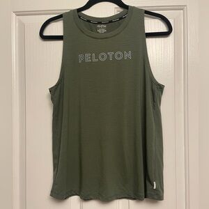Peloton women’s tank size M w/ peephole back